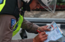 Ilustrasi tilang polisi. Foto: Ari Saputra/Detik.com