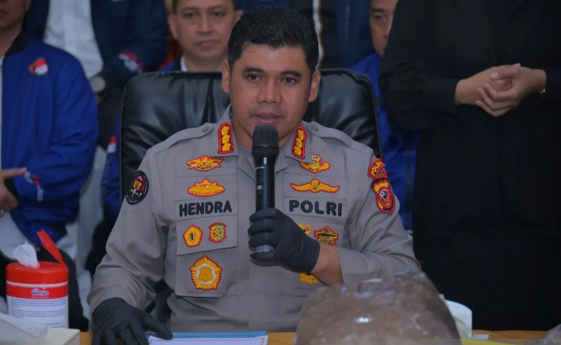 Kabid Humas Polda Jawa Barat Kombes Pol. Hendra Rochmawan saat memberikan keterangan di Kota Bandung, Jawa Barat, Selasa (23/6/2026).( poto : kabarin.com )