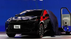 Arsip Foto - Mobil Toyota bZ4X dipamerkan dalam ajang GIIAS 2025 di ICE BSD City, Tangerang, Banten, Rabu (23/7/2025). ( poto : ANTARA)