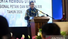 Ketua Umum KTNA Nasional Muhammad Yadi Sofyan Noor saat memberikan sambutan pada Rembug Utama KTNA tahun 2026, Jumat (19/6/2026). ( poto : ANTARA )