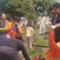 Petugas kemudian melakukan olah tempat kejadian perkara (TKP) untuk mengumpulkan bukti awal.( poto :ANTARA )