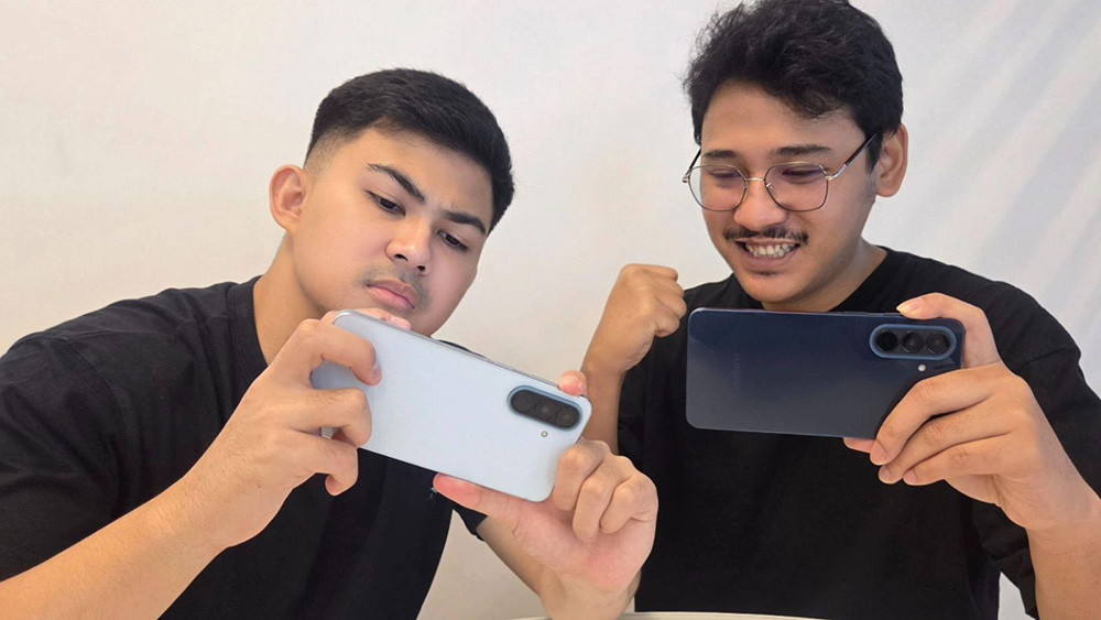 Main game lebih lancar seharian dengan Samsung Galaxy A57 5G (Foto: Samsung Indonesia)