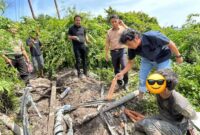Personel Polsek Jambi Timur saat meringkus pelaku di TKP pencurian (Foto: MAKALAMNEWS.ID )