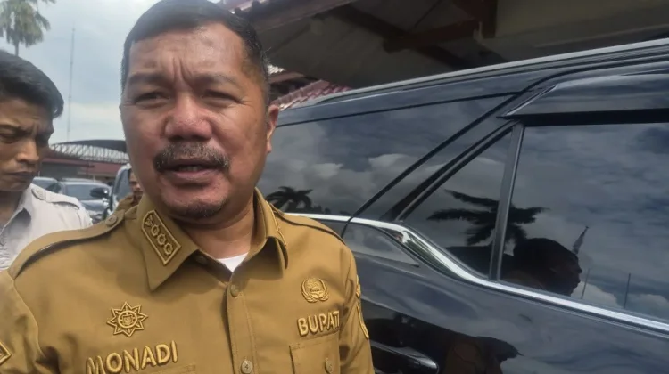 Bupati Kerinci Monadi, Foto; Asep Sanjaya/RRI Sungai Penuh