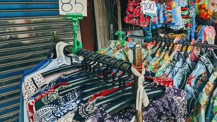 Foto: Harga Gas Naik dan Serbuan Produk China 2026, Bisnis Tekstil Kian Terdesak. (Illustration by Pexels)