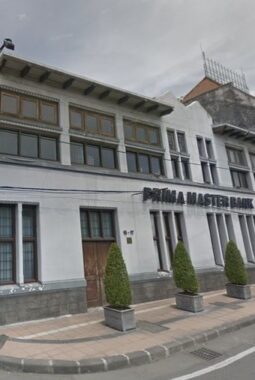 Dana Rp800 Miliar Nyangkut di Bank Bangkrut, Pabrik Kertas Terancam PHK 2.500 Karyawan