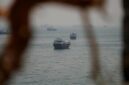 Foto: Selat Hormuz kembali ditutup Iran (REUTERS/Stringer)