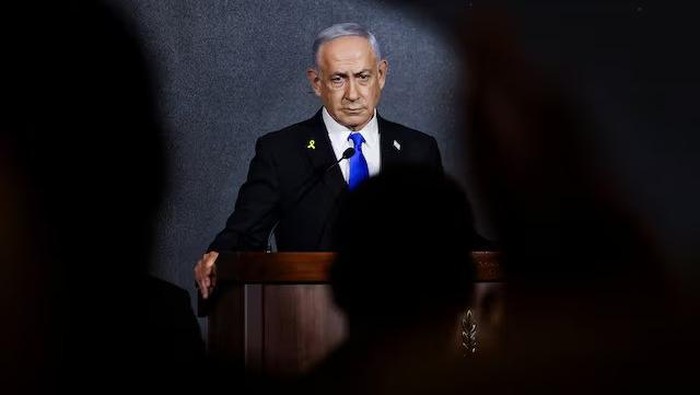 PM Israel Benjamin Netanyahu (dok. REUTERS/Ronen Zvulun/Pool/File Photo)