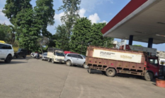 Gubernur Jambi Minta Satgas Perketat Pengawasan Antrean di SPBU