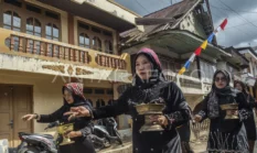 Tradisi Kenduri Sko Kerinci Dimulai dengan Ritual Mencuci Pusaka
