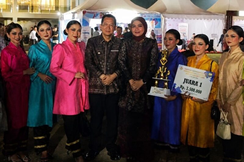 Tim kesenian Sanggar Budaya Muaro Jambi sukses meraih Juara I kategori Seni Budaya Tradisi Kabupaten/Kota se-Provinsi Jambi.(poto: oegopost.id).