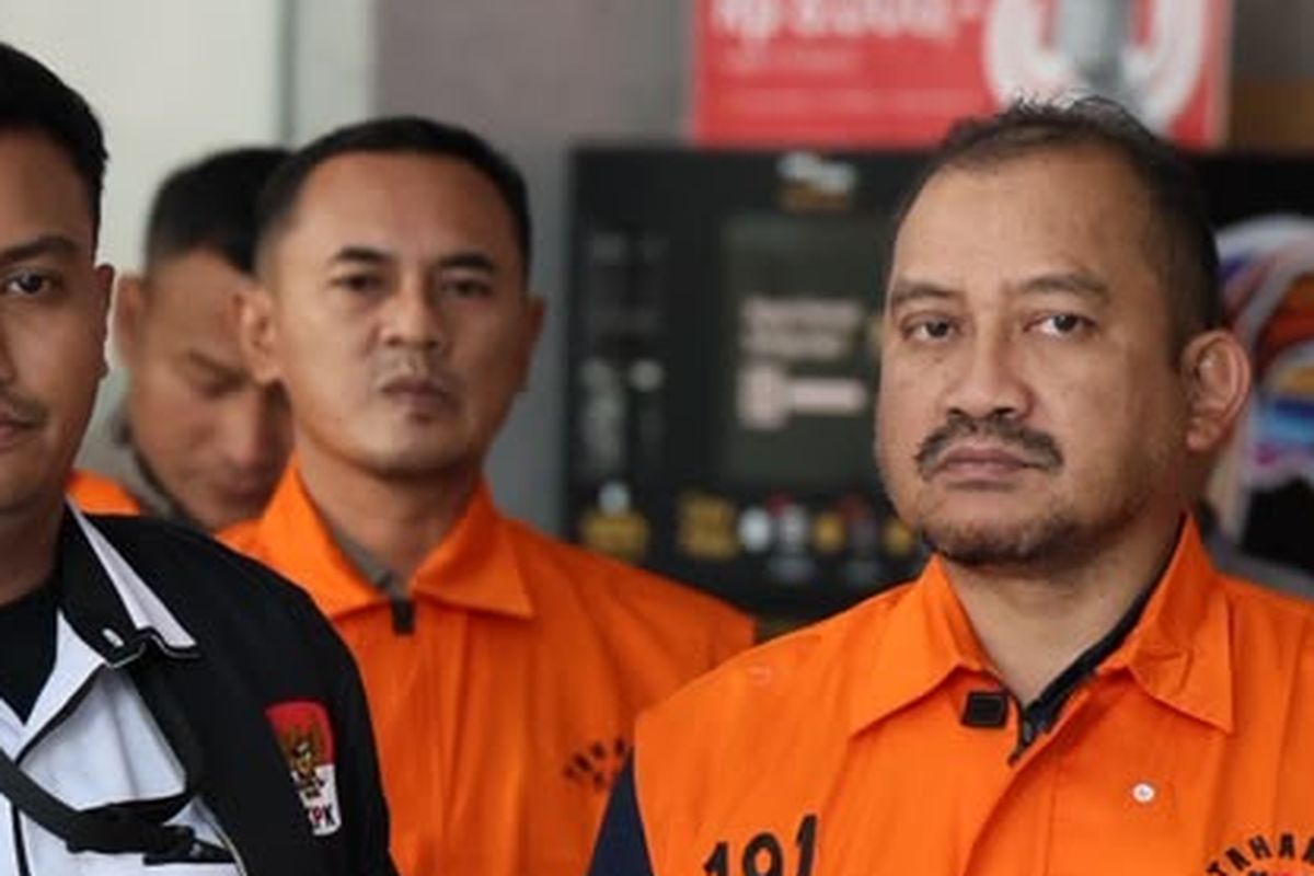 Penyidik resmi menetapkan staf administrasi Komisi Pemberantasan Korupsi bernama Setya Budi Dias Oktavianto sebagai tersangka.(poto: kompas.com).