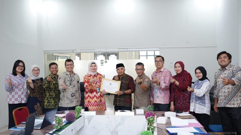 Kantor Wilayah Kementerian Hukum Jambi menggelar rapat harmonisasi Ranperbup Grand Desain Kependudukan Kabupaten Merangin Tahun 2025–2045.(poto: oegopost.id).
