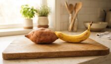 Ubu jalar Versus pisang, mana yang lebih baik untuk gula darah.(poto: AI).