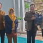 Wali Kota Sungai Penuh Alfin, S.H., menyambut kunjungan kerja Ketua Pengadilan Tinggi Agama (PTA) Provinsi Jambi Dra. Nia Nurhamidah Romli, M.H.(poto: istimewa).