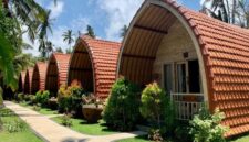 Salah satu hotel yang berdekatan dengan sirkuit Mandalika.(poto: istimewa).