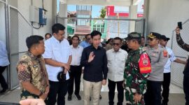 Wakil Presiden (Wapres) Gibran Rakabuming saat meninjau lokasi pascabencana di Sumatera Utara pada 4 September 2026.(poto: kompas.com).