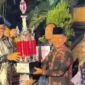 Pemerintah Kabupaten Merangin menerima piala juara pertama parade kapal hias Festival Batanghari 2026.(poto: kominfo).