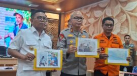 Konferensi pers terkait identifikasi jenazah rombongan jurnalis yang hilang saat meliput erupsi Gunung Anak Krakatau.(poto: detik.com).