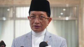 Menteri Agama Nasaruddin Umar resmi memberhentikan Rektor UINSA Akh Muzakki dari jabatannya pada Rabu, 23 September 2026.(poto: detik.com).