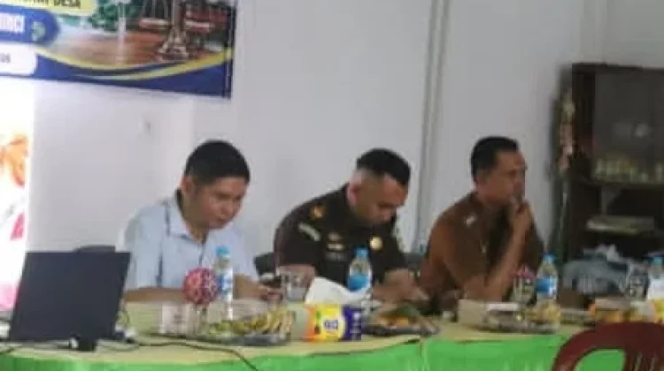 Kejari Sungai Penuh Temui Perangkat Desa Danau Kerinci